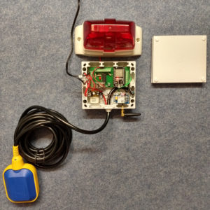 Sielwächter mit Einzelkomponenten Blitzlicht-Melder, Akustischer Warner, GSM-Modul und Wassersensor